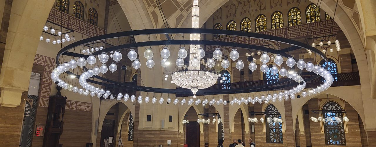 Al Fateh Grand Mosque, interior